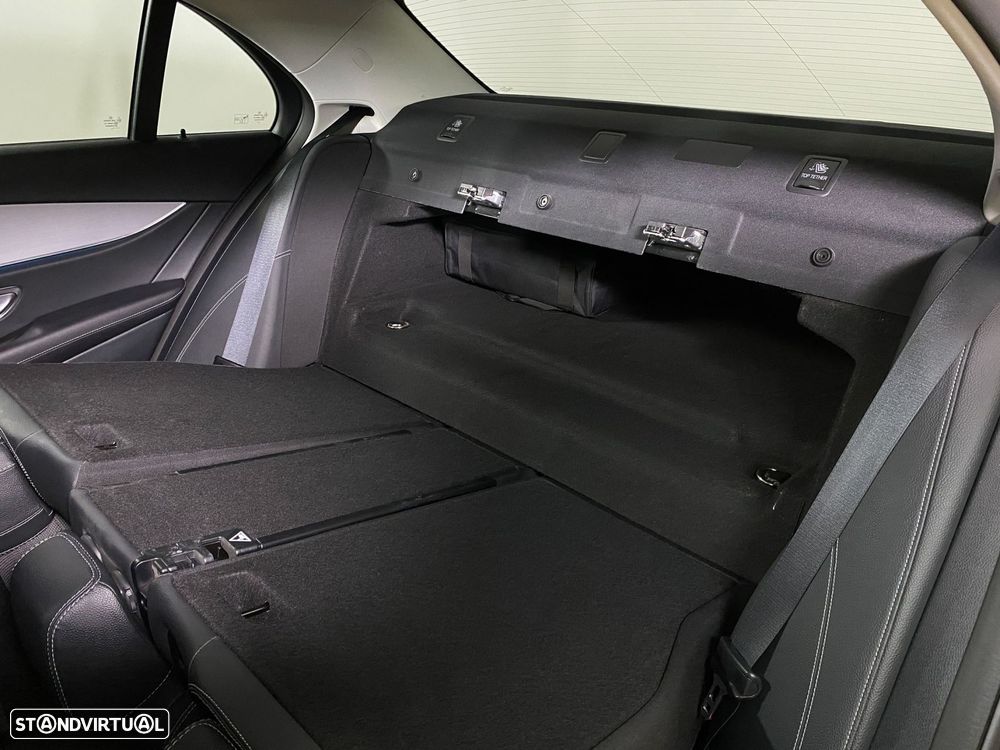 Mercedes-Benz E 300 e Avantgarde - 20