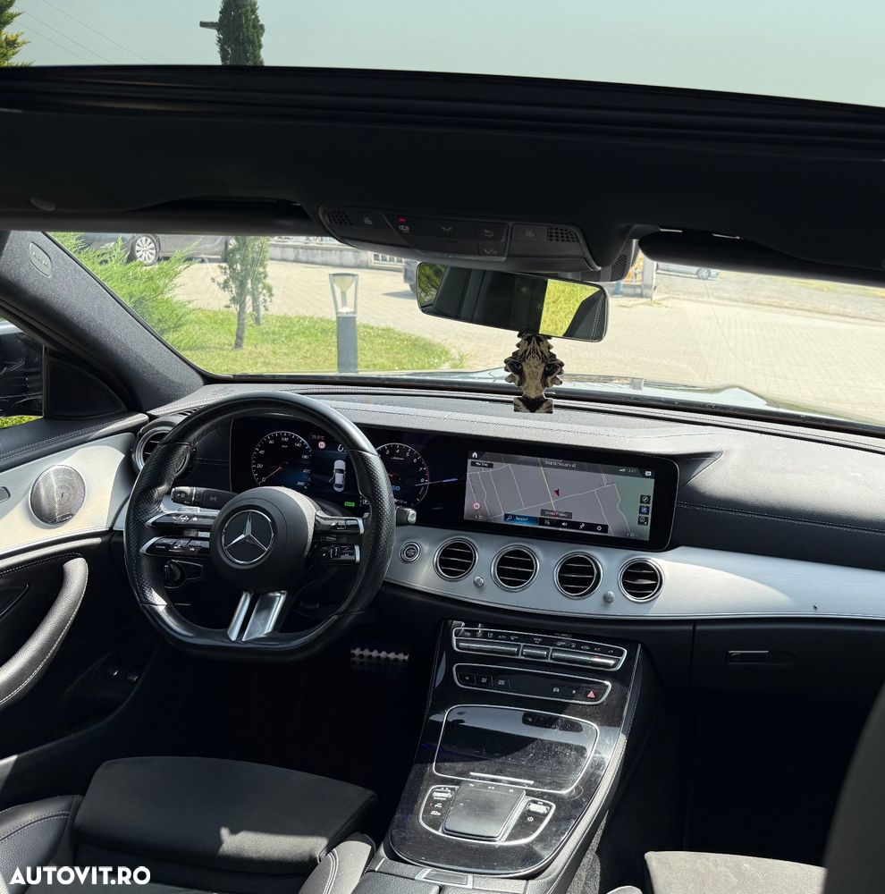 Mercedes-Benz E 300 9G-TRONIC AMG Line - 3