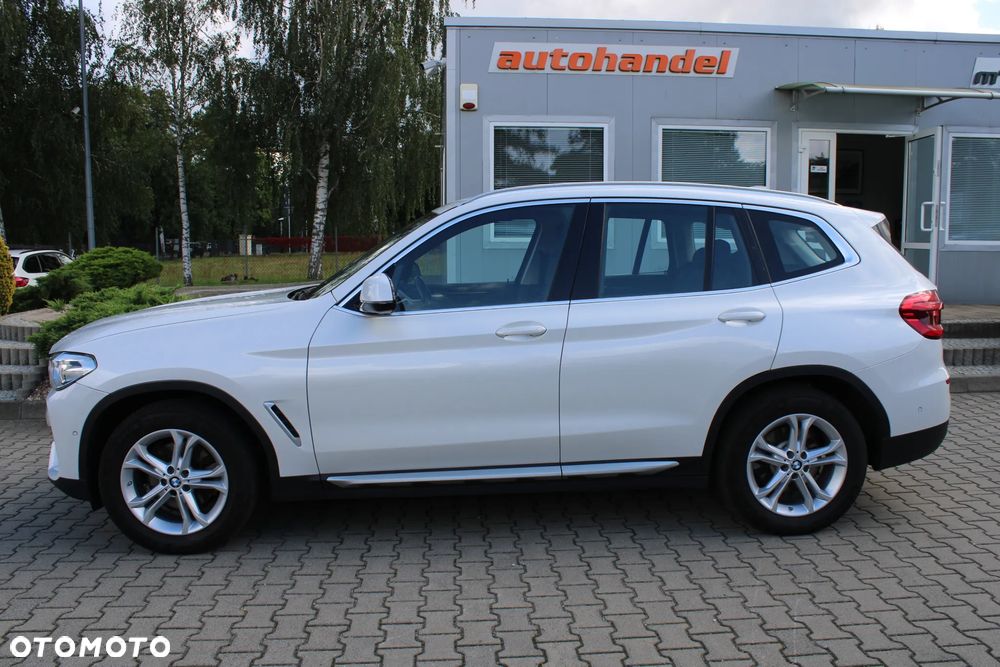 BMW X3 xDrive20i GPF xLine - 9