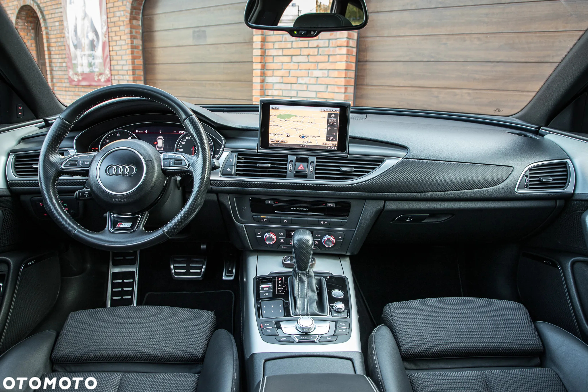 Audi A6 Avant 2.0 TDI Ultra DPF S tronic - 28