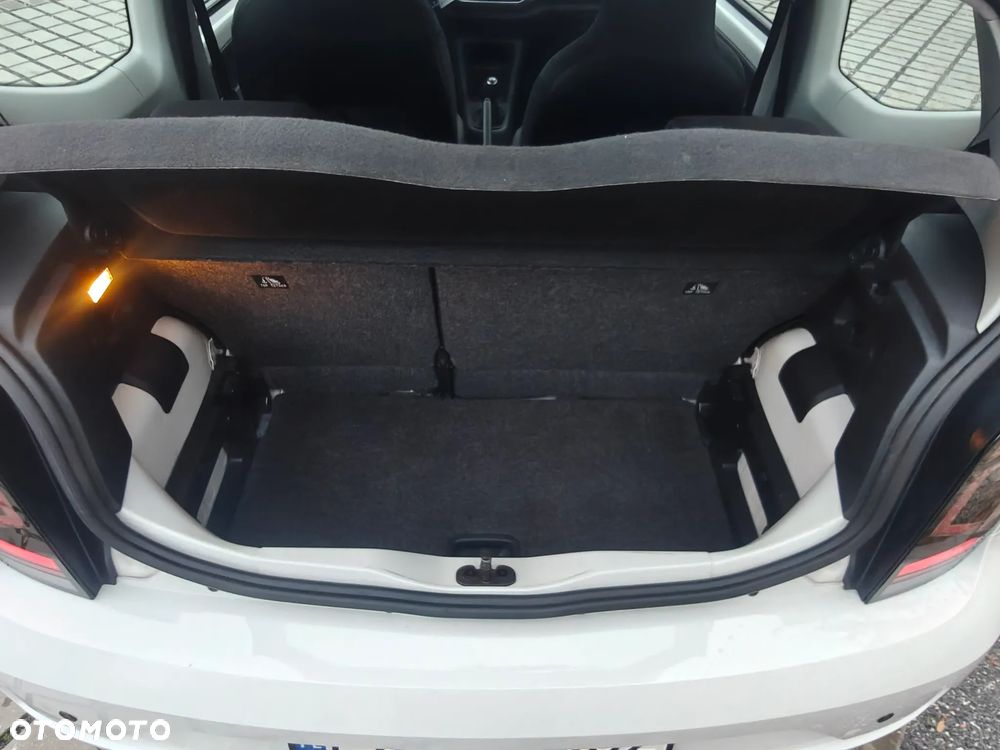 Volkswagen up! - 20