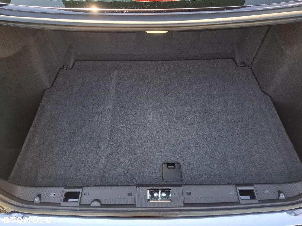 Mercedes-Benz Klasa E 280 4-Matic Elegance - 11