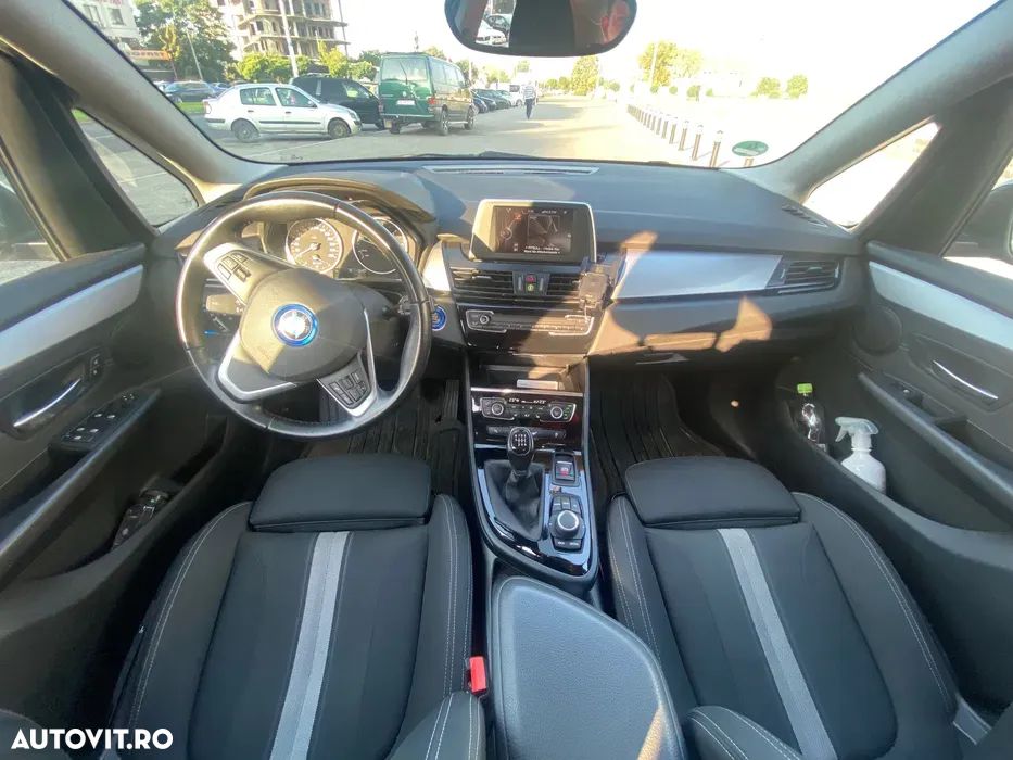 BMW Seria 2 216d Active Tourer Sport Line - 5