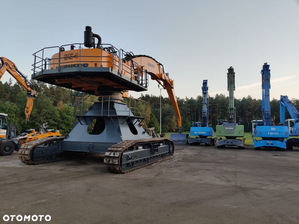 Liebherr R 954
