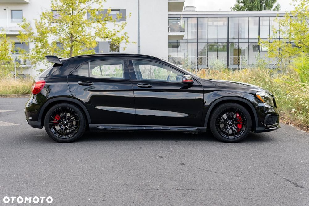 Mercedes-Benz GLA 45 AMG 4-Matic Edition 1 - 8