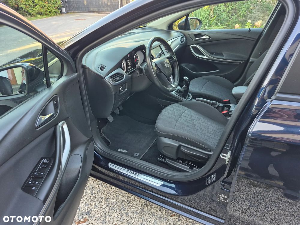 Opel Astra 1.4 T 120 Lat - 16