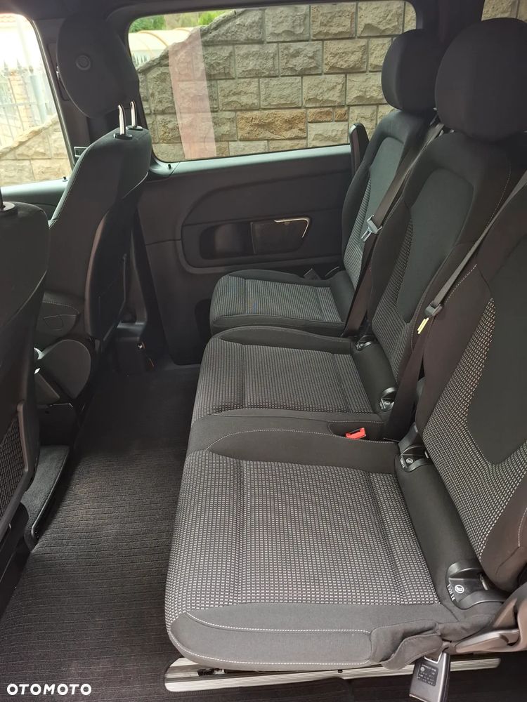 Mercedes-Benz Klasa V 300 d 4-Matic Avantgarde 9G-Tronic (ekstra d³) - 13