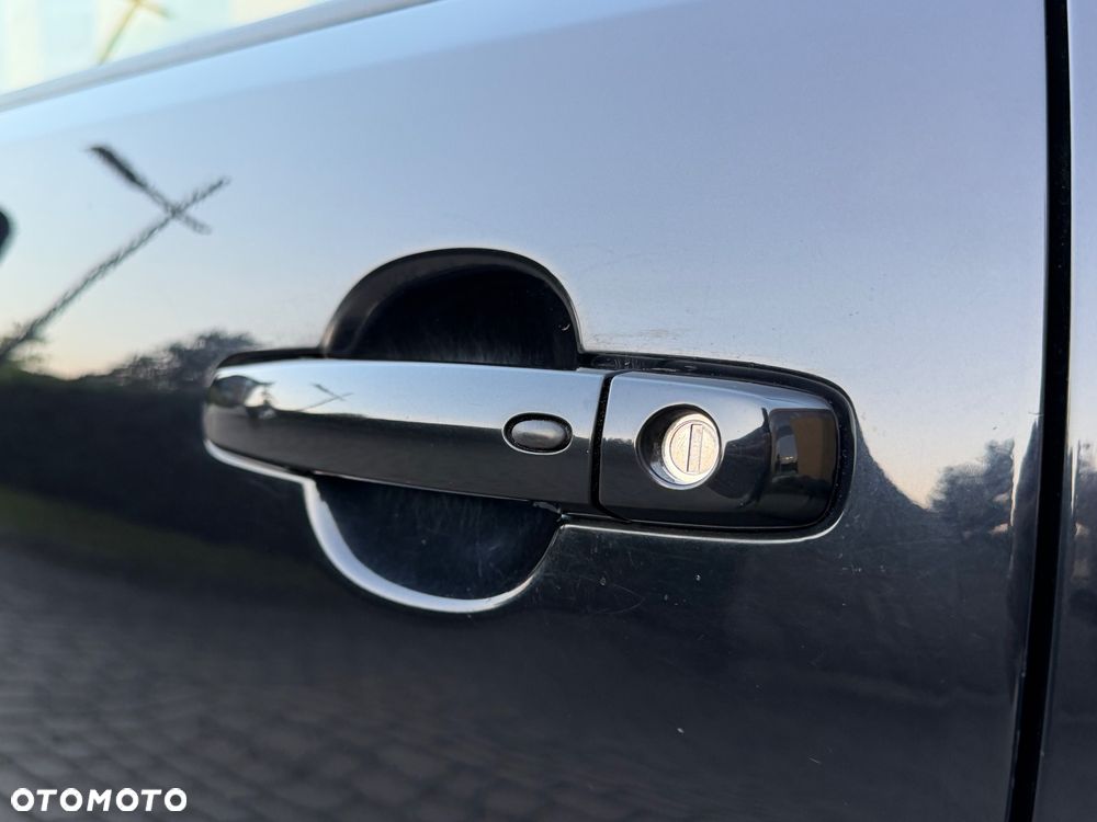 Suzuki Grand Vitara 1.9 DDiS Comfort - 28