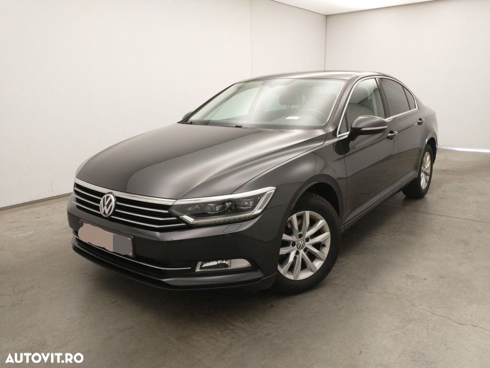 Volkswagen Passat 1.5 TSI OPF Comfortline - 2