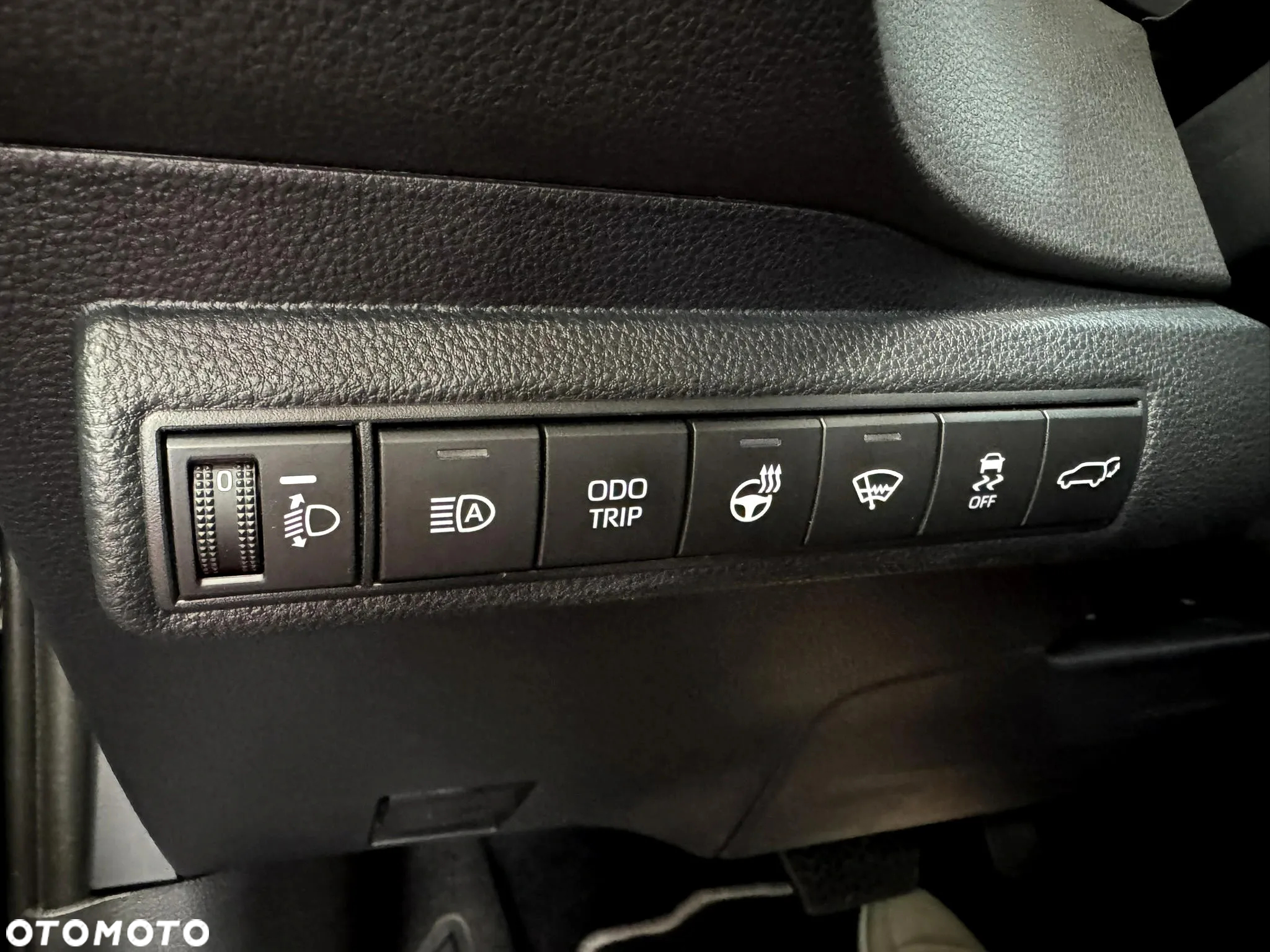 Toyota Corolla 1.8 Hybrid Style - 21