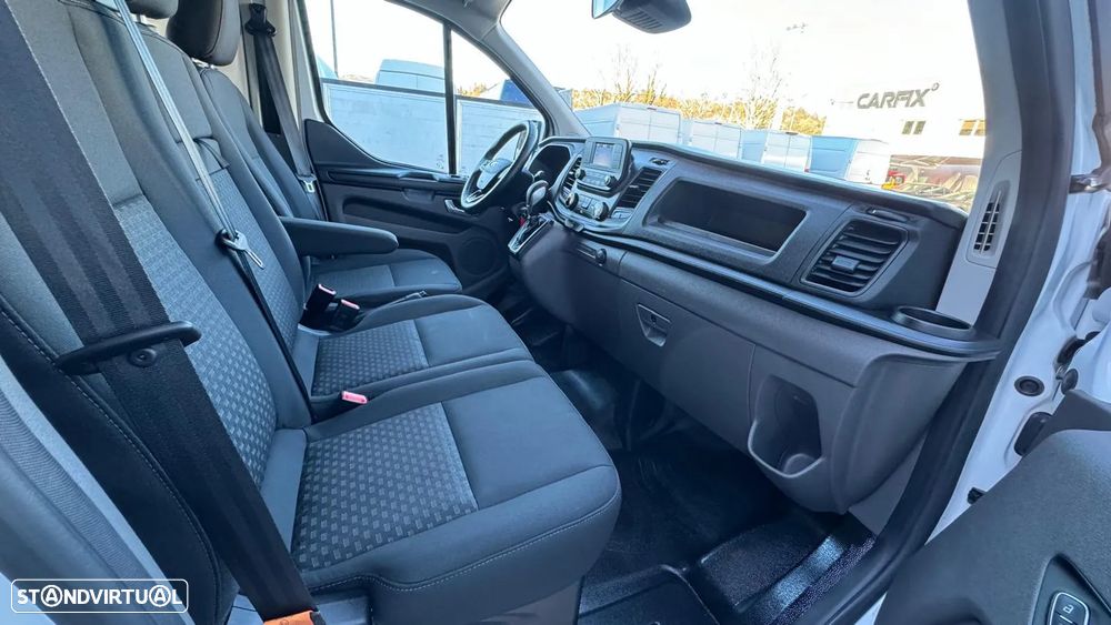 Ford Transit Custom 2.0 TDCi CX Automática - 4