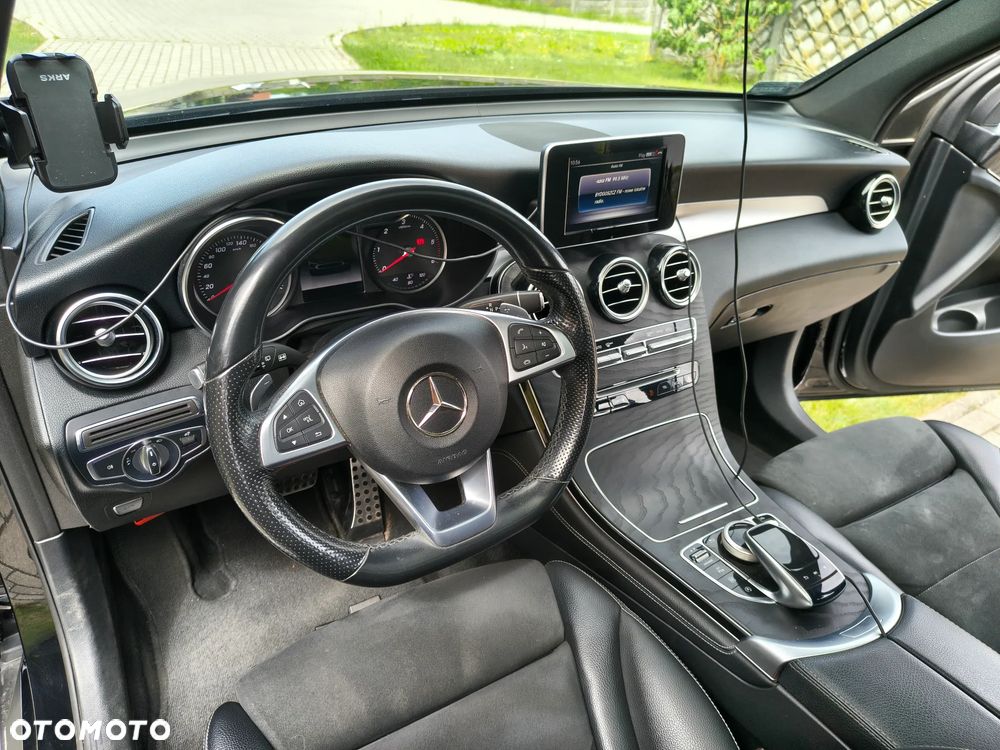 Mercedes-Benz GLC - 16