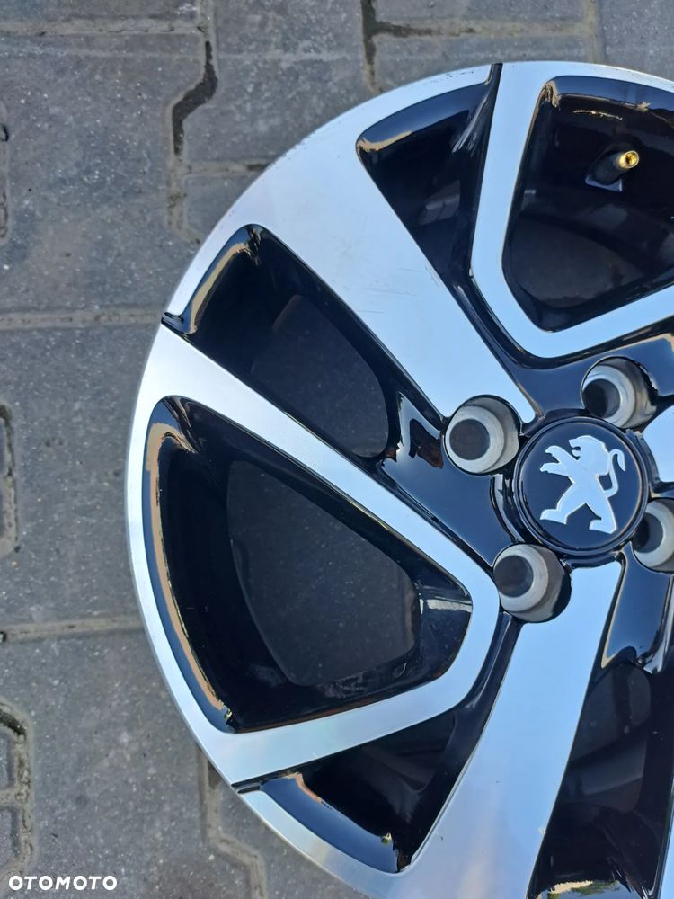 Peugeot 108 II felga aluminiowa 15 cali 4x100 alufelga B000908277 - 2