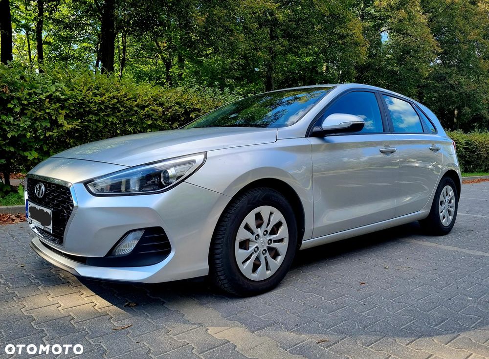Hyundai i30 1.6 D Classic + - 3