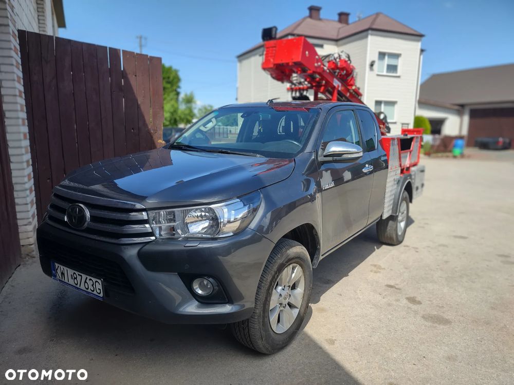 Toyota Hilux 2.4 D-4D Extra Cab SR 4x4 - 6