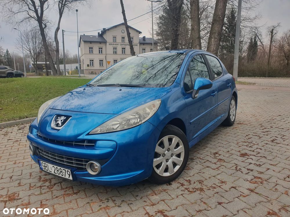 Peugeot 207 HDi FAP 90 (Blue Lion) Tendance - 2