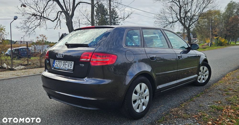 Audi A3 Sportback - 6