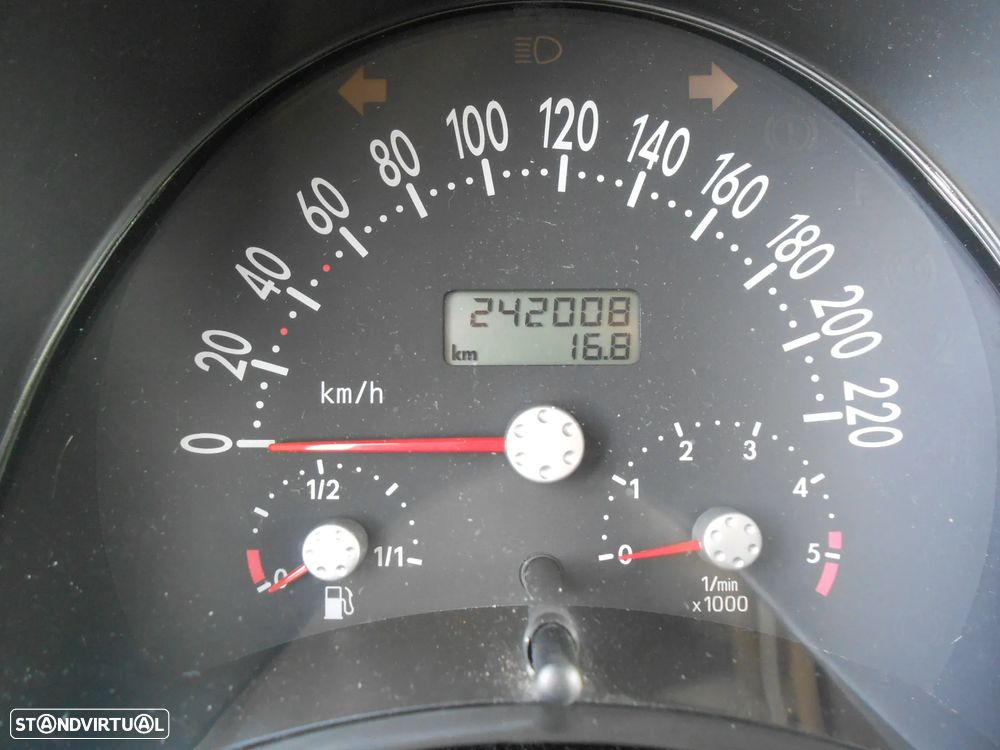 VW New Beetle 1.9 TDi - 12