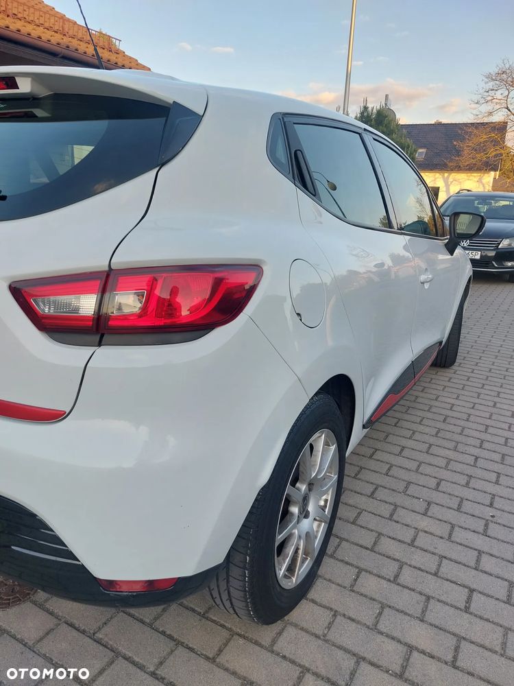 Renault Clio - 14