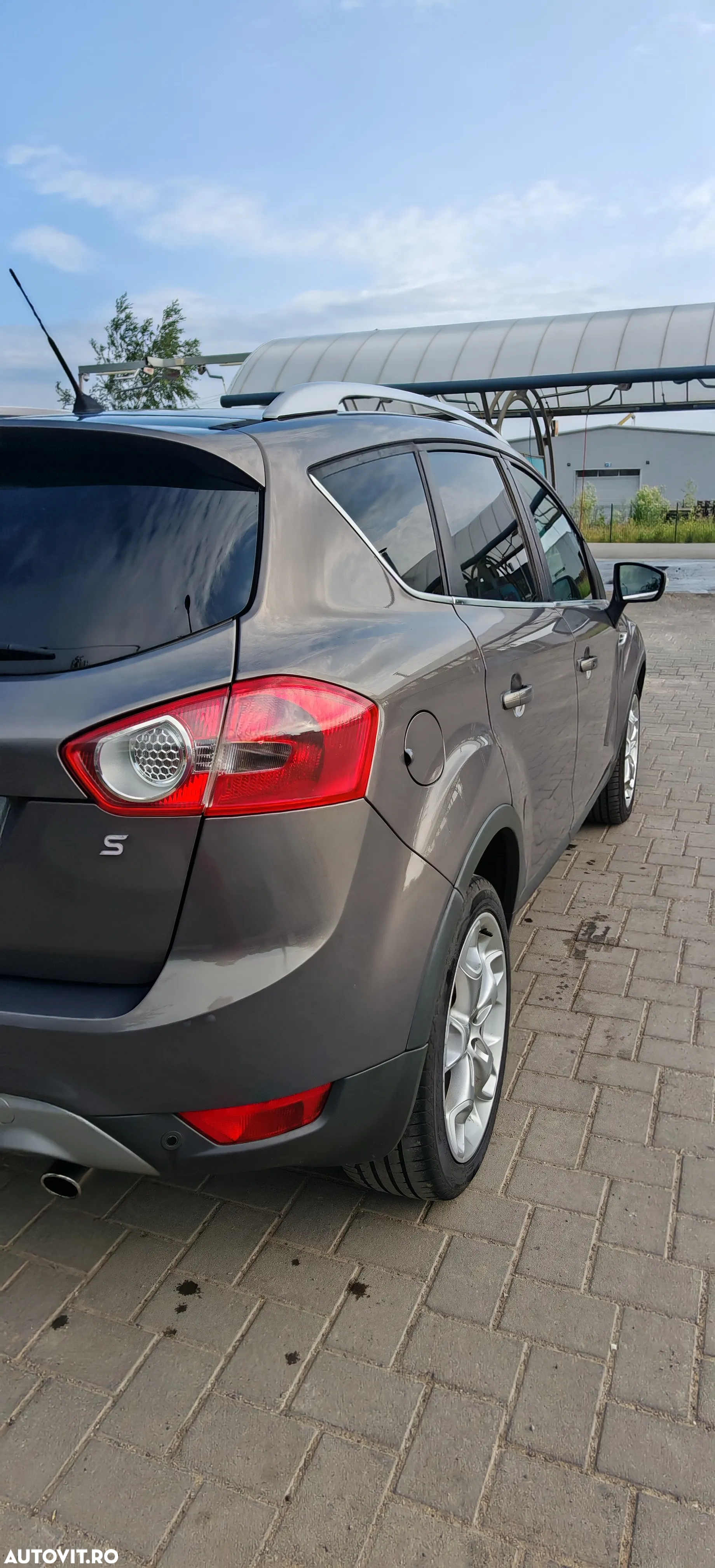 Ford Kuga 2.0 TDCi 4x4 Titanium - 7