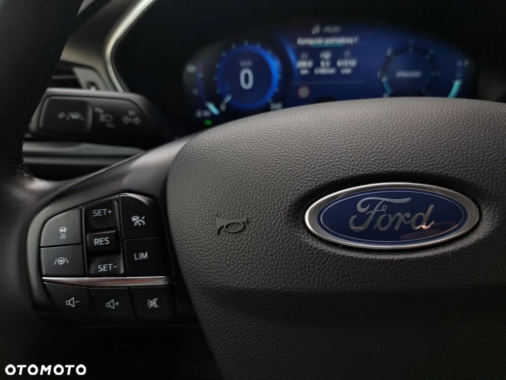 Ford Focus 1.5 EcoBlue Titanium X - 23