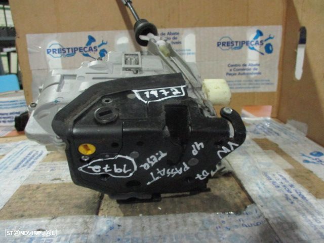 Fecho 3C4839015A VW PASSAT 2007 TE - 2