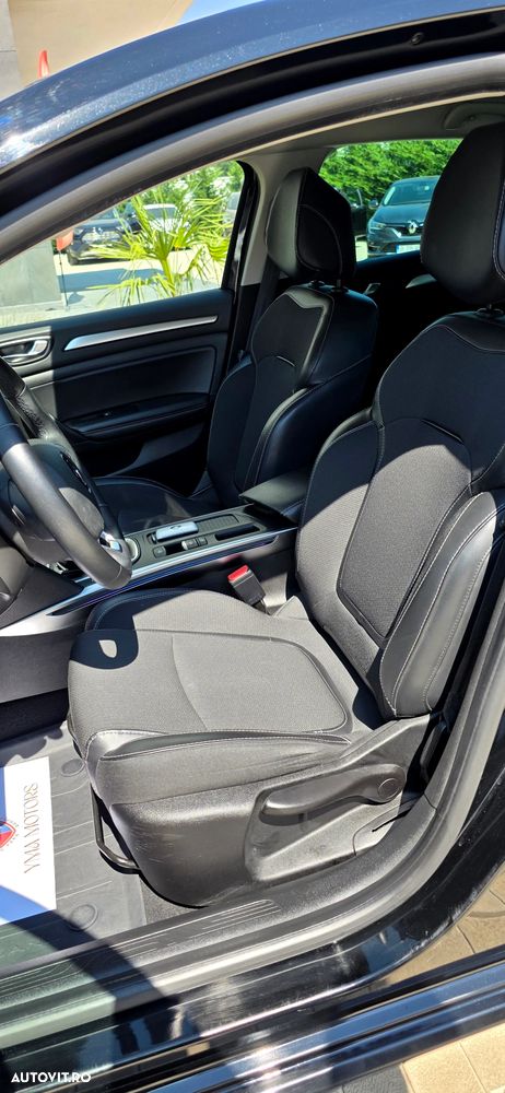 Renault Megane TCe 140 EDC GPF Techno - 14