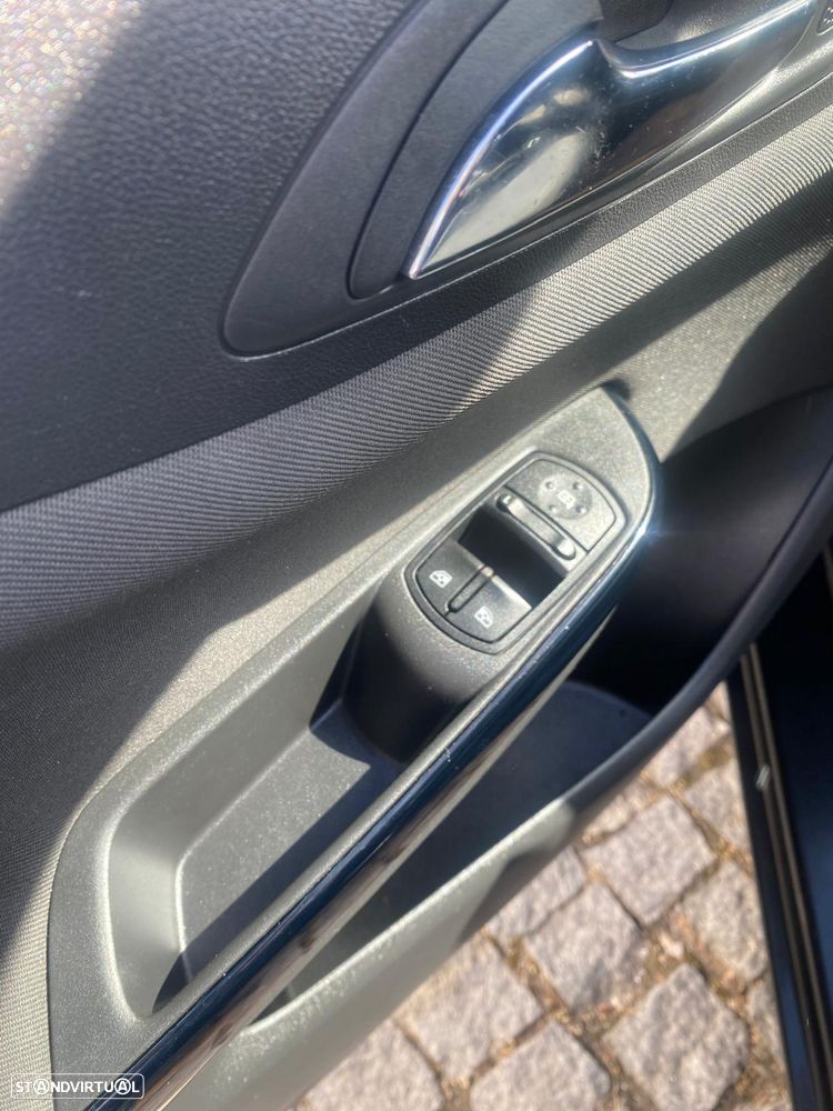 Opel Corsa 1.4 Dynamic FlexFuel - 15