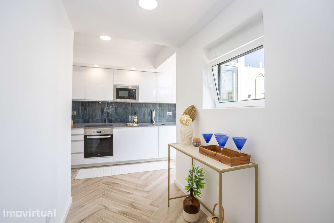 Apartamento T2 Remodelado com Quintal - Grande imagem: 5/24