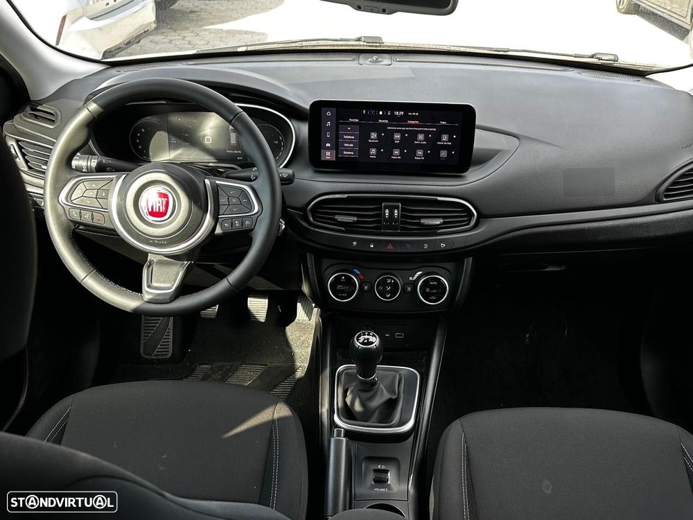 Fiat Tipo Station Wagon Cross 1.0 GSE T3 Cross - 8