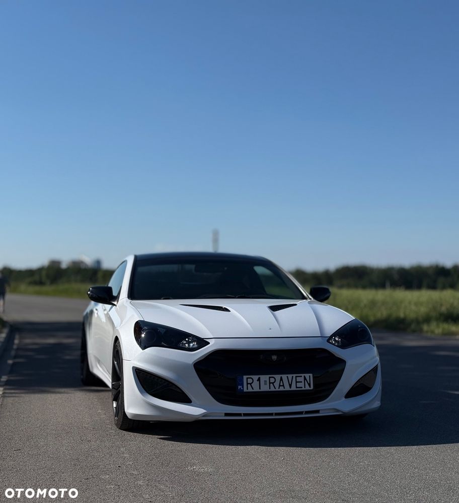 Hyundai Genesis Coupe 3.8 V6 Executive - 1