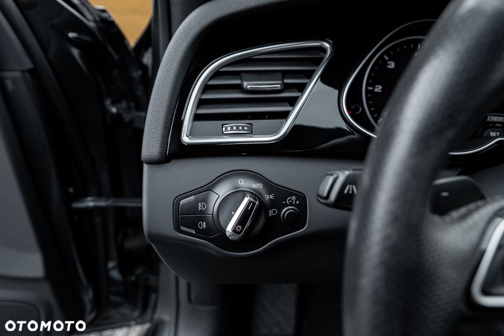 Audi A4 Avant 3.0 TDI DPF quattro S tronic S line Sportpaket - 27