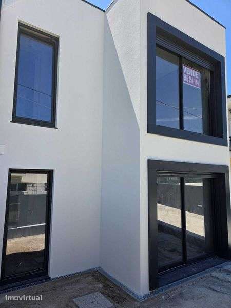 Moradia T2 à venda em Fânzeres e São Pedro da Cova, Gondomar — foto 2