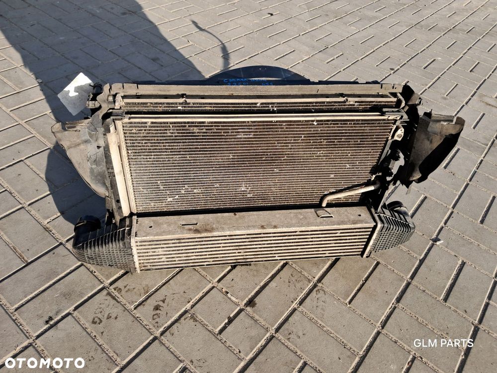 mercedes w204 2.2 cdi pas przedni chłodnice wentylator intercooler komplet - 1