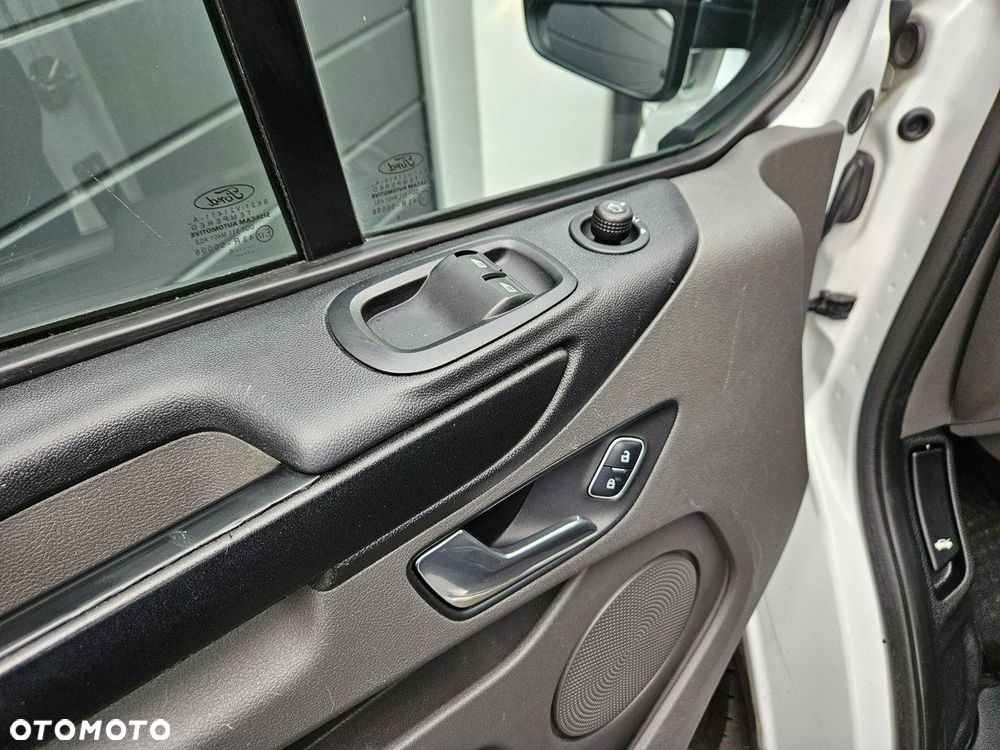 Ford Transit Custom - 24