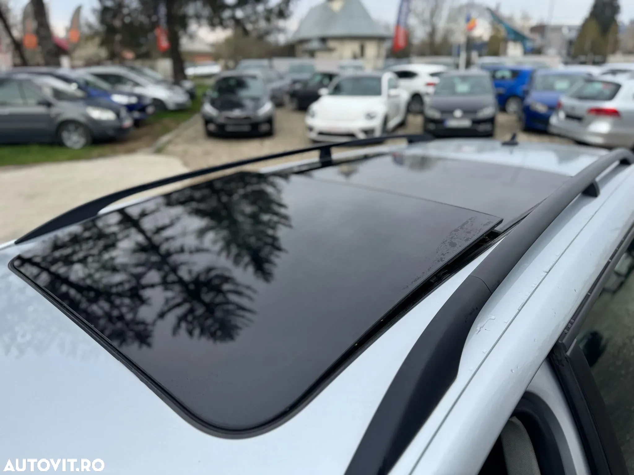 Volkswagen Passat Variant 2.0 TDI Blue TDI Comfortline - 24