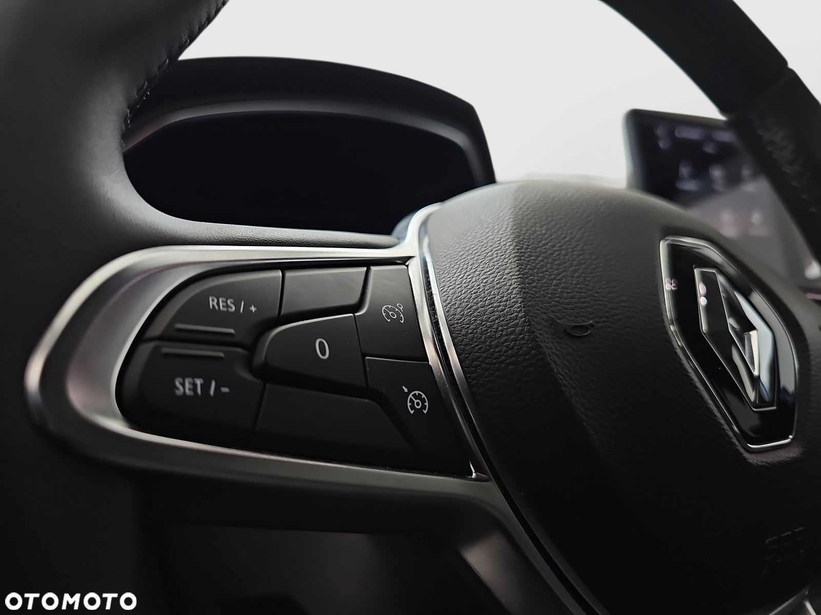 Renault Captur - 12