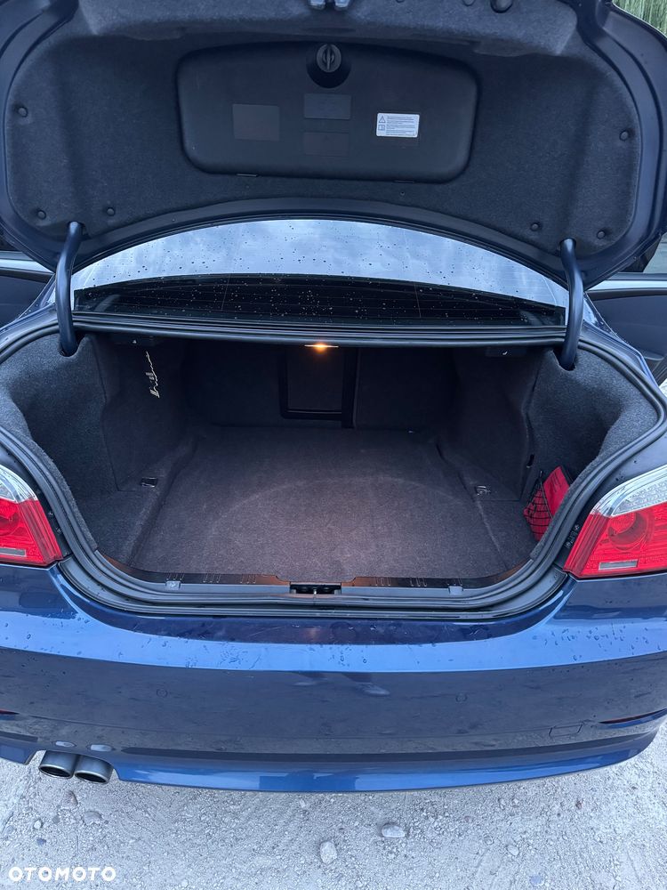 BMW Seria 5 525d - 13