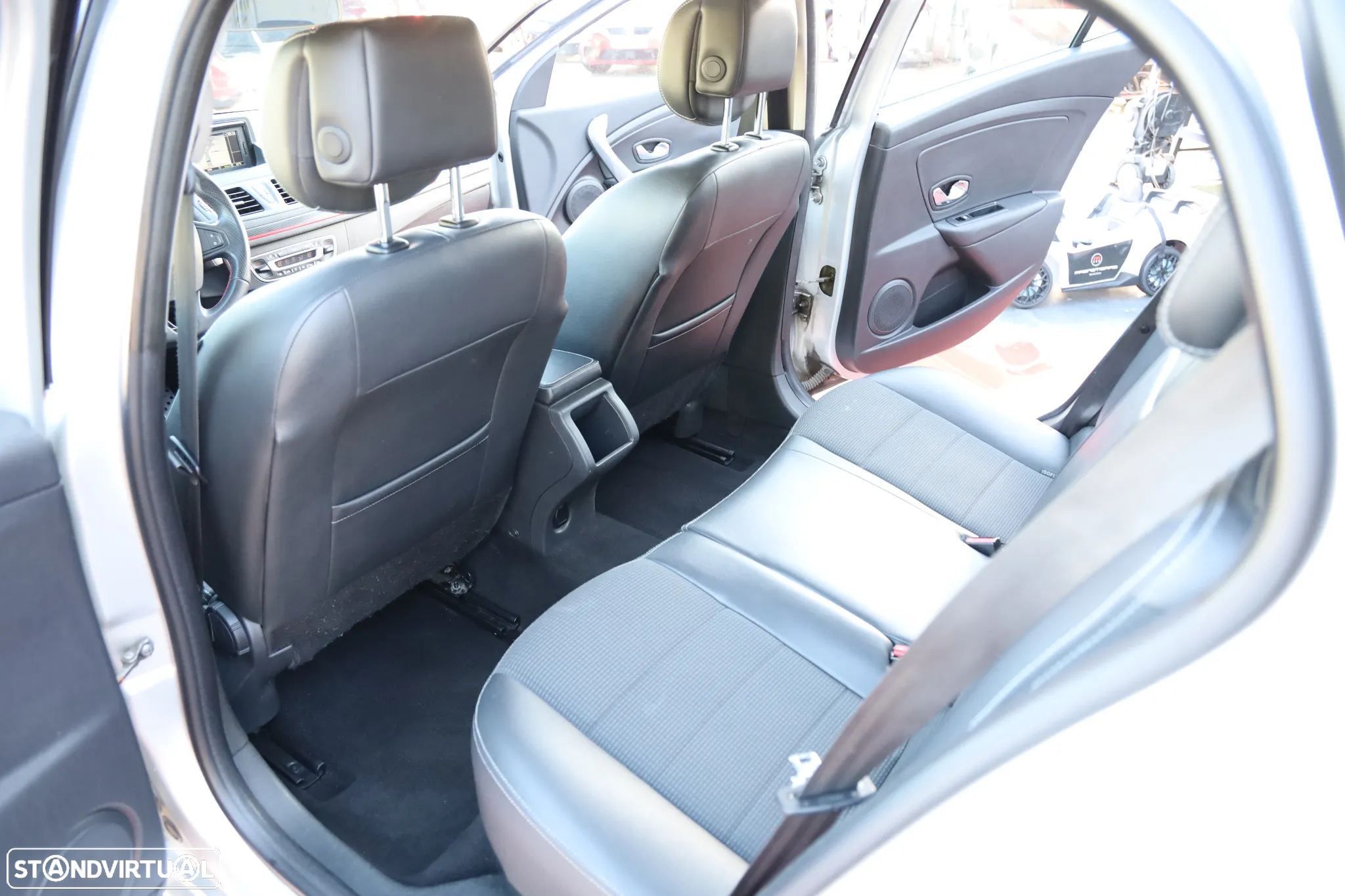 Renault Mégane Sport Tourer 1.6 dCi GT Line SS - 13