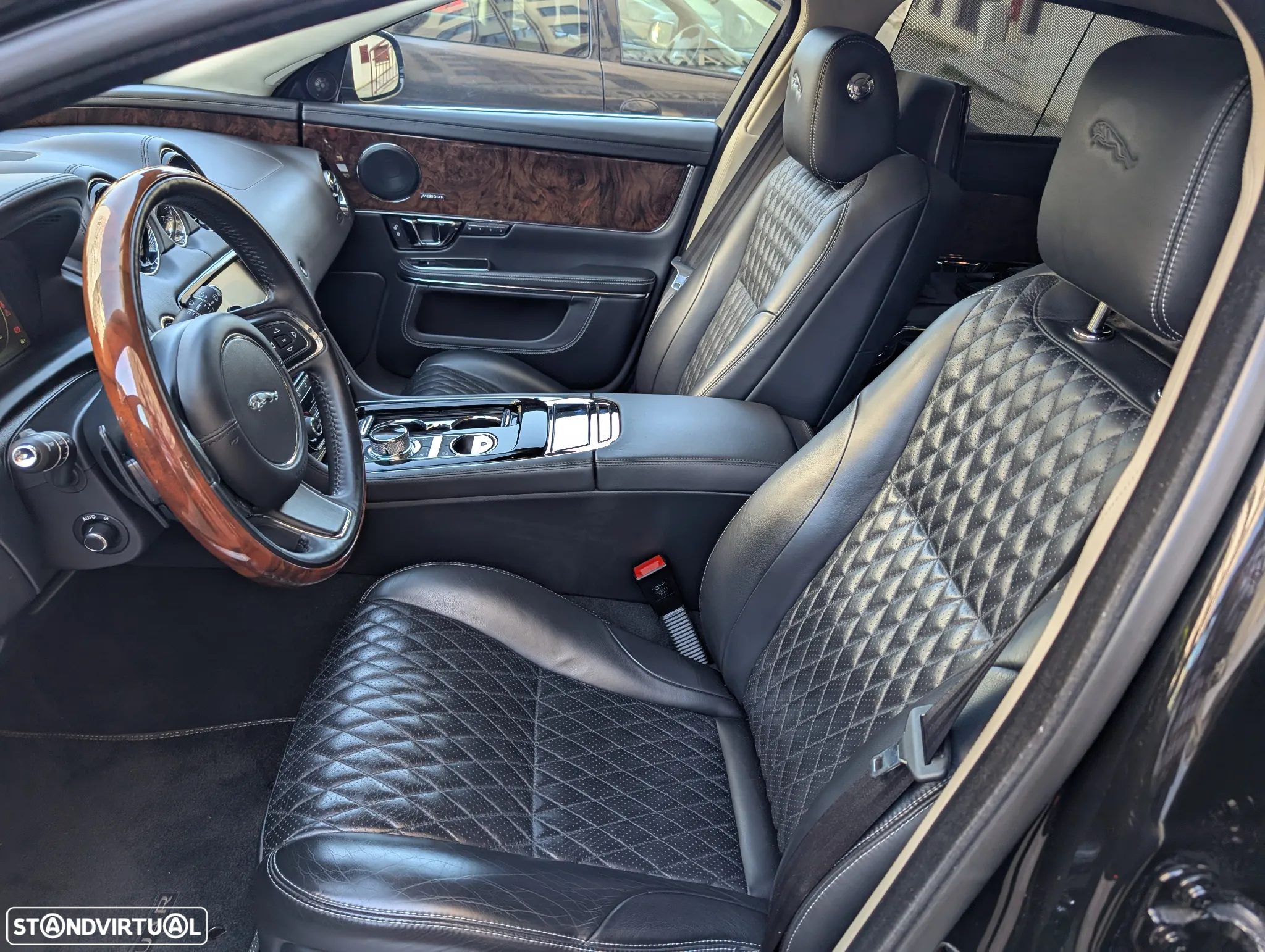 Jaguar XJ 3.0 D V6 LWB Autobiography J20 - 18