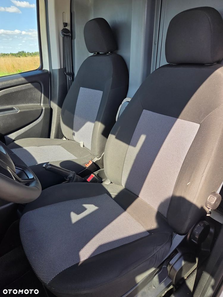 Fiat Doblo - 22