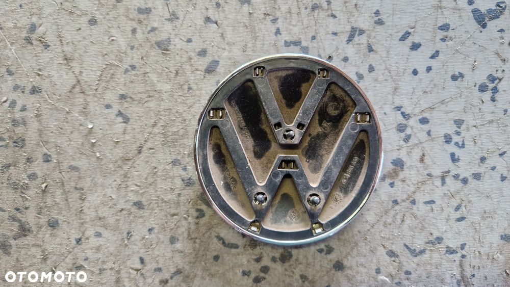 VOLKSWAGEN JETTA POLO PASSAT ZNACZEK TYŁ 5C6853630 - 2