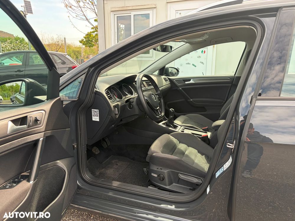 Volkswagen Golf 1.0 TSI Comfortline - 8