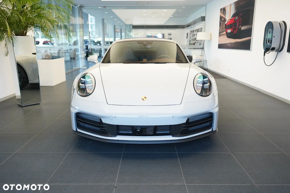 Porsche 911 Carrera S - 4