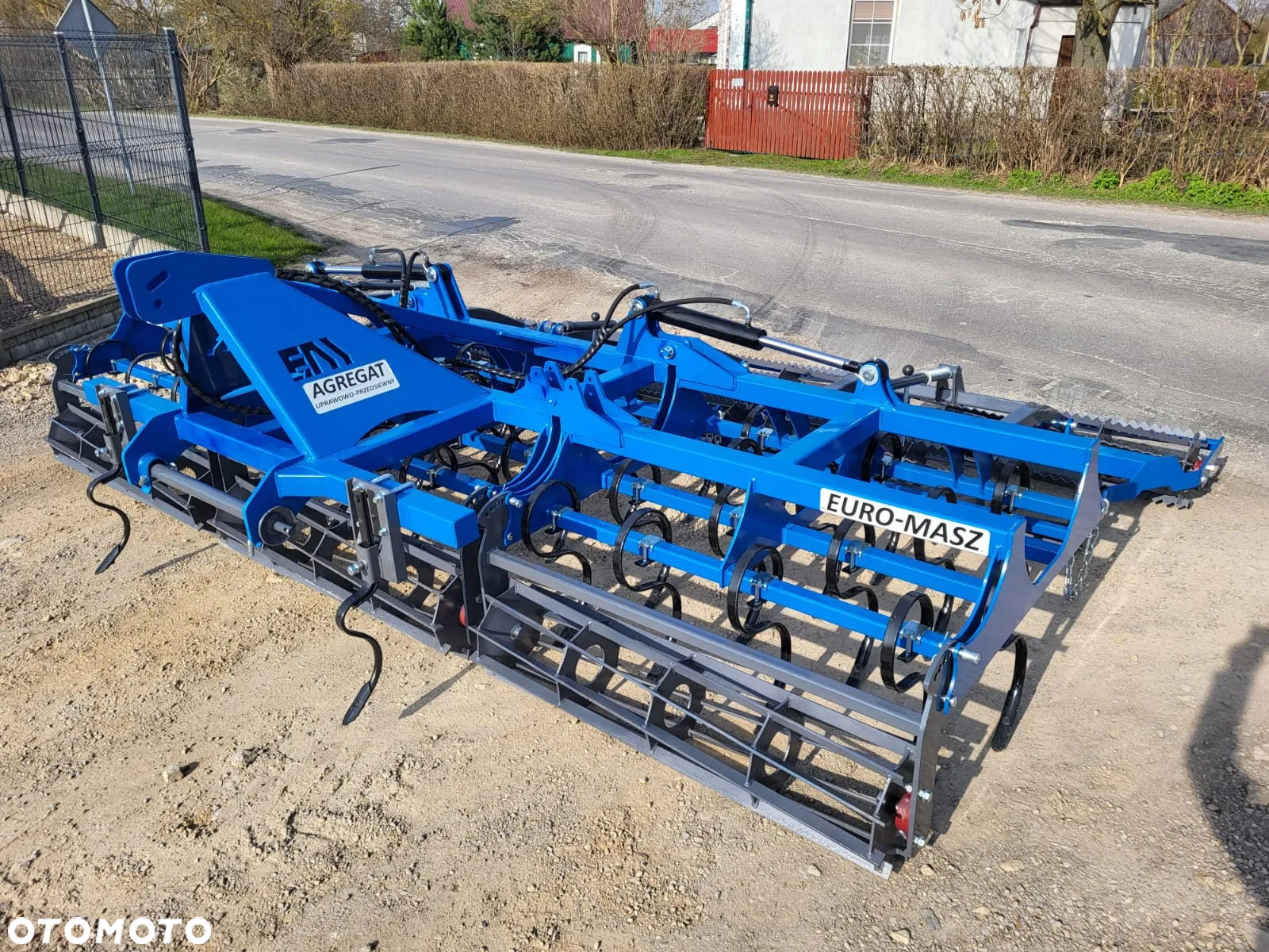 AGREGAT Uprawowo-Przedsiewny/ NIETOPERZ/ Agregat Bierny EURO-MASZ 2,1 Do 5,6m - 9