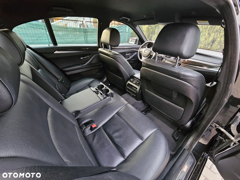 BMW Seria 5 520d xDrive Luxury Line - 30