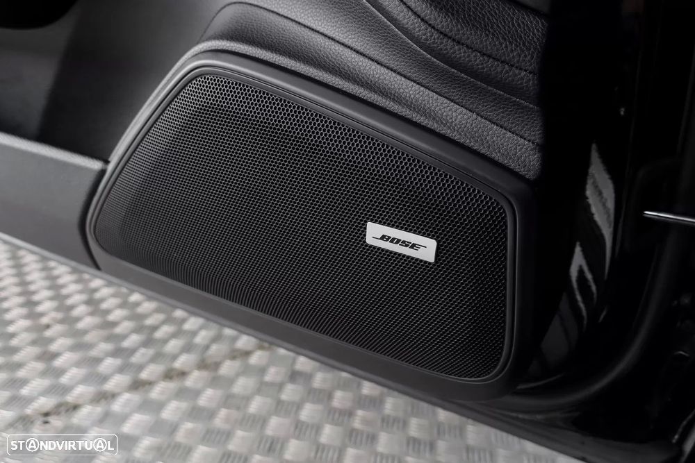 Porsche Panamera 4 E-Hybrid - 16