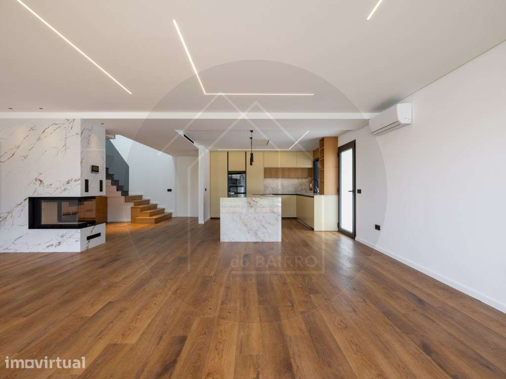 Moradia T4 com Piscina, design moderno, em Vila Nova de Gaia - Grande imagem: 2/54