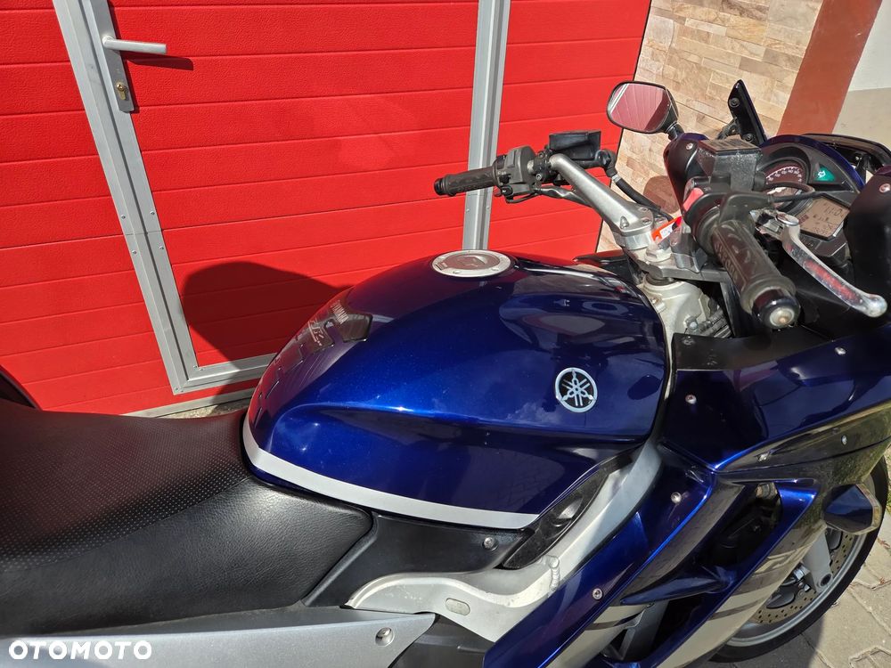Yamaha FJR - 9