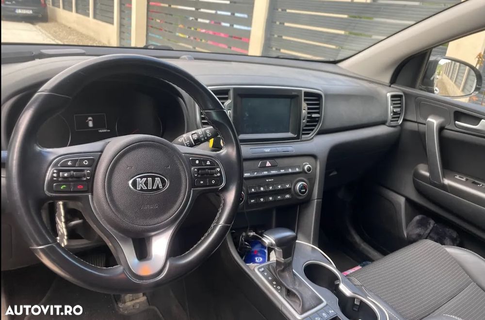 Kia Sportage 1.7 DSL 7DCT 4x2 Style - 6